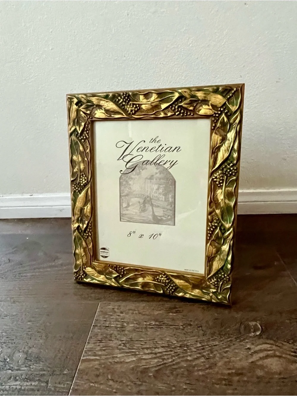 Gold and Green wooden Decorative Picture Frame - 11/13 inches